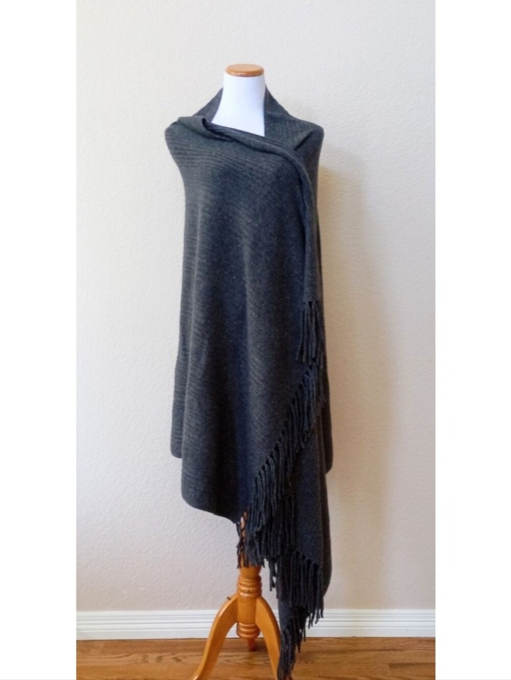Halogen charcoal gray 100% vash soft ribbed wrap/scarf